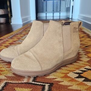 Sorel Women's Beige Suede Ankle Boots